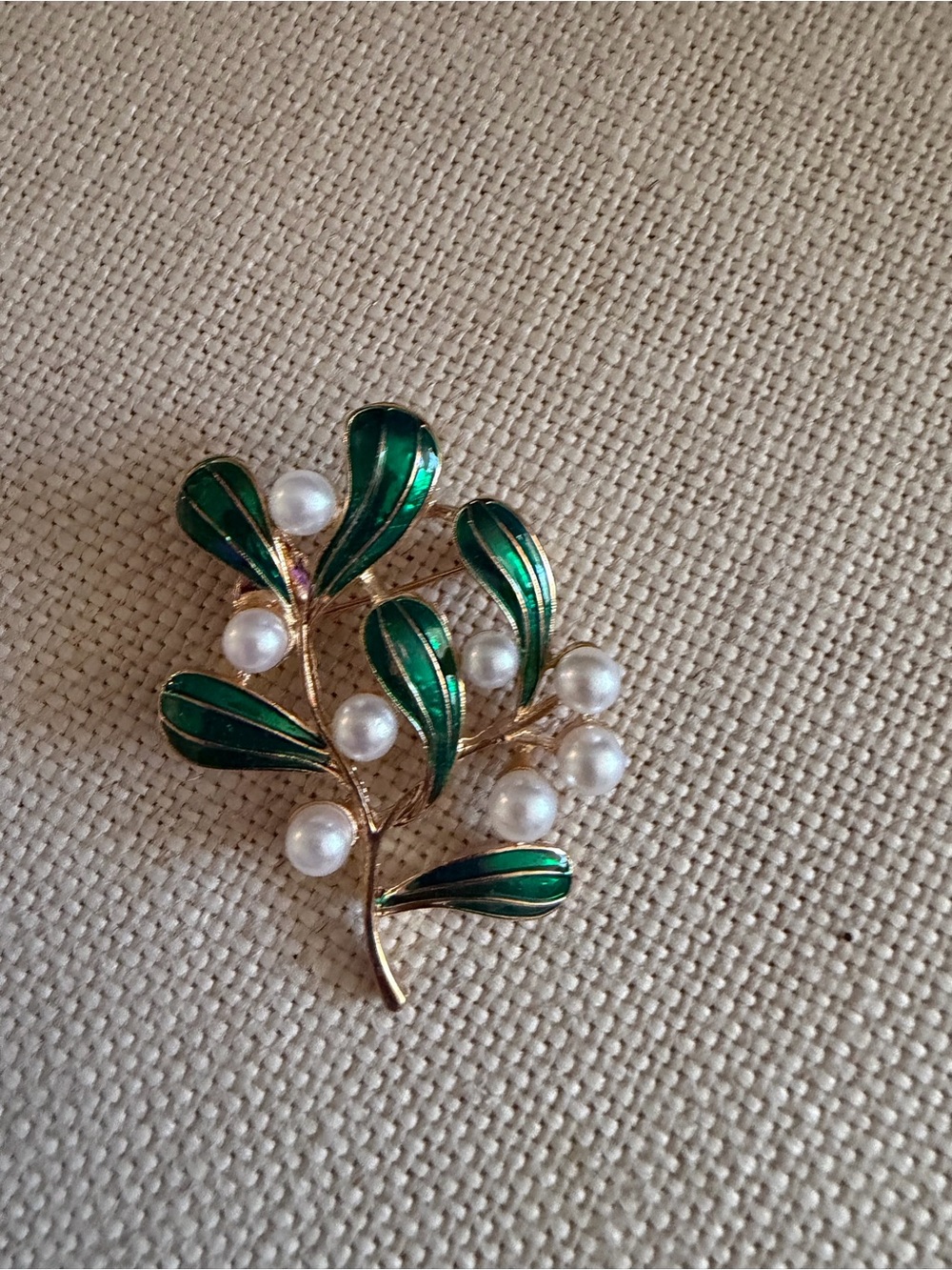 Gold-Tone Green Enamel Leaf Brooch with Pearl Accents